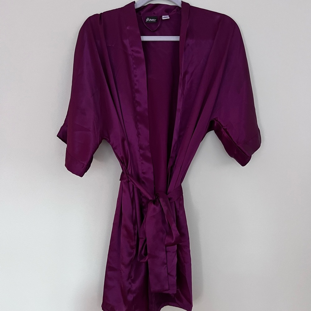 Fredericks of Hollywood bed robe. Size S